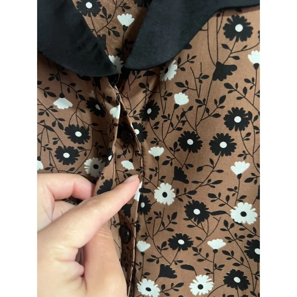 NWOT ASTR The Label Lula Collar Top Puff Long Sleeve Floral Print Blouse Medium